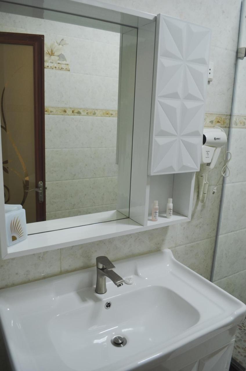 Anouk Hotel Антананариву Екстериор снимка
