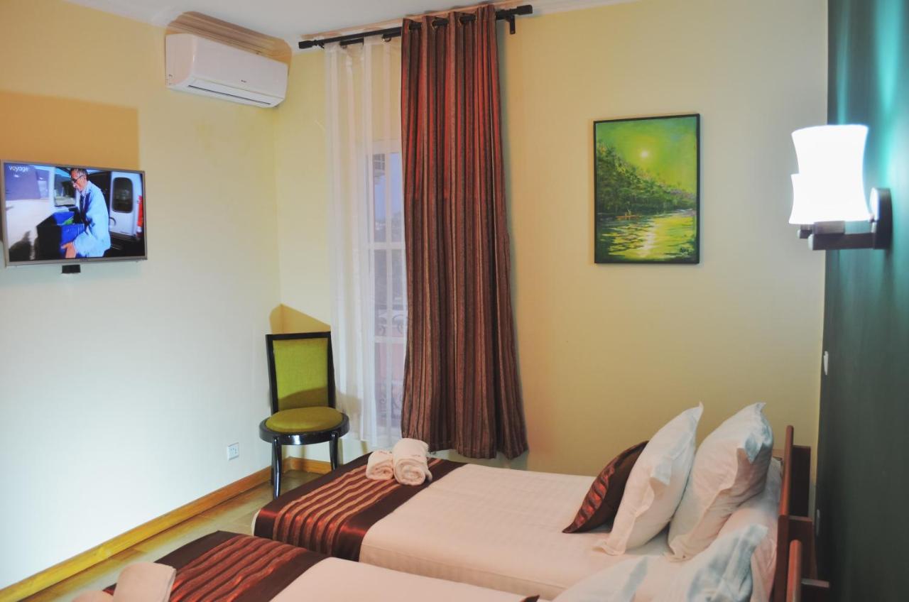 Anouk Hotel Антананариву Екстериор снимка