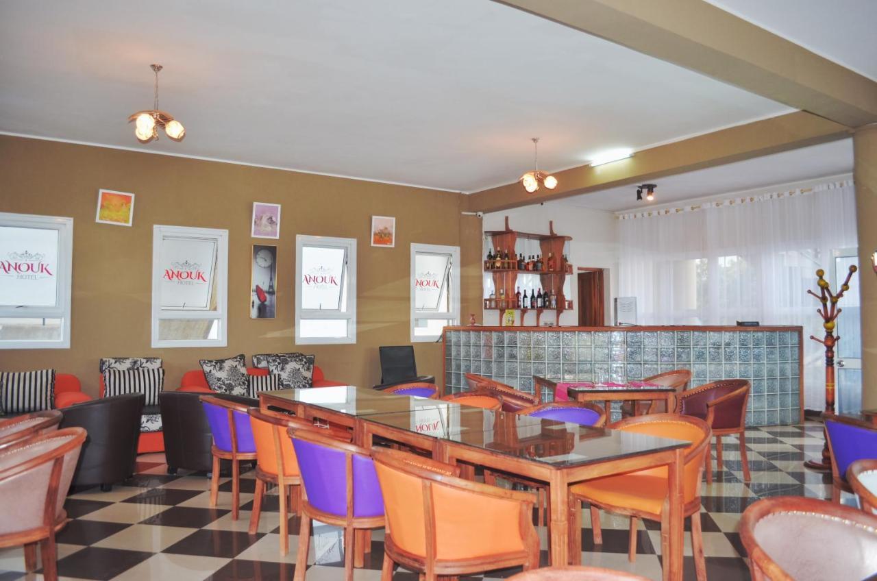 Anouk Hotel Антананариву Екстериор снимка