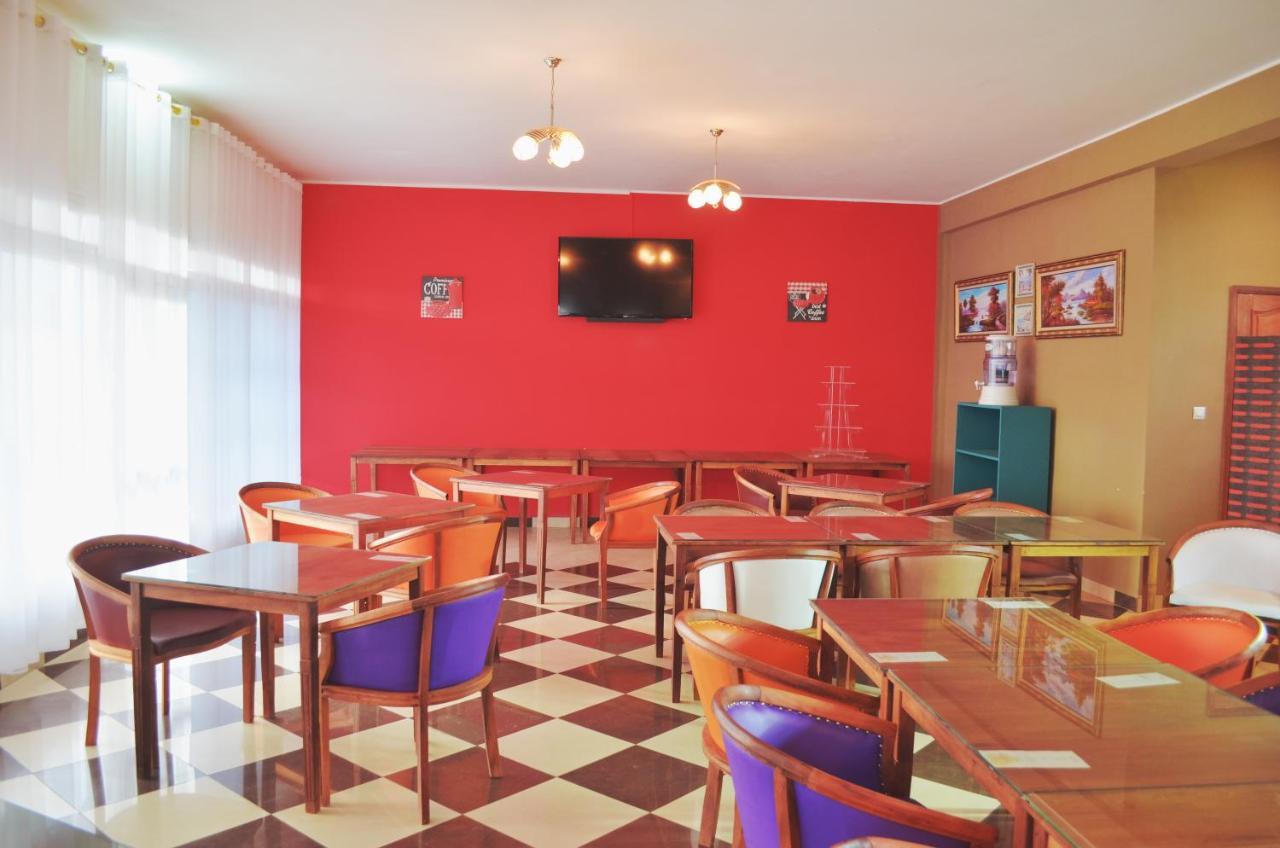Anouk Hotel Антананариву Екстериор снимка